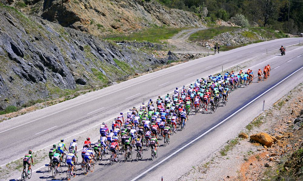 The peloton passes through the Turkish countryside.