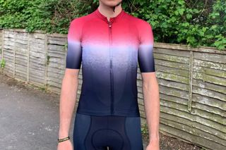Male cyclist wearing the Castelli Aero Race 6.0 jersey