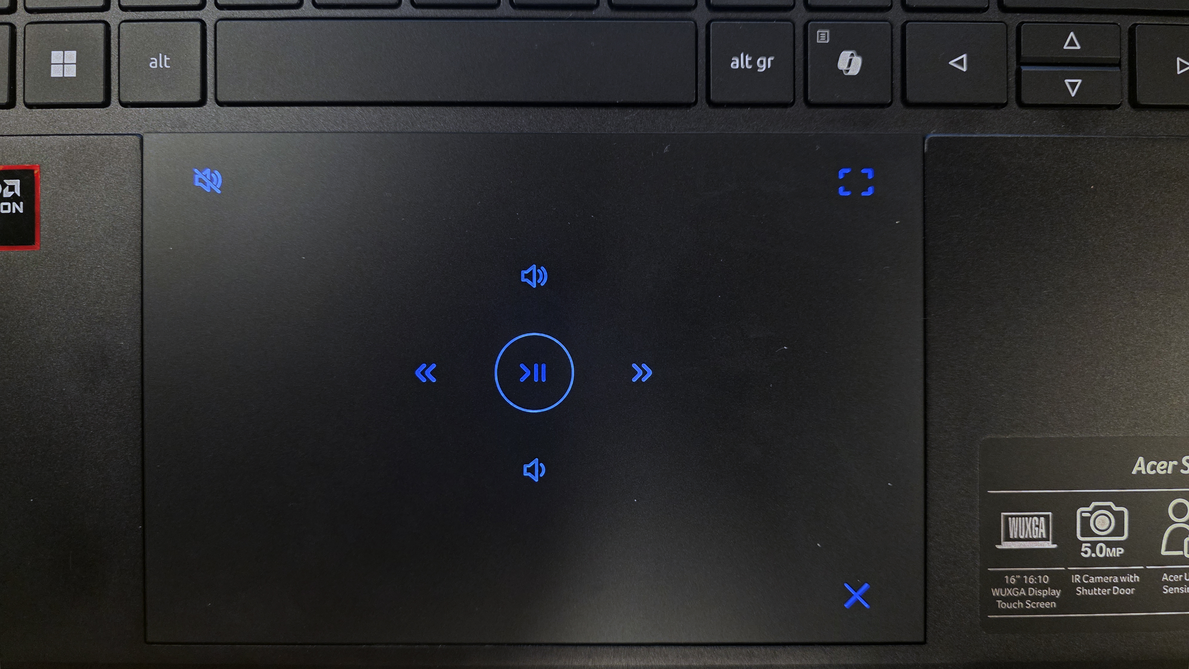Acer Swift Go 16 AI (AMD Gorgon Point)