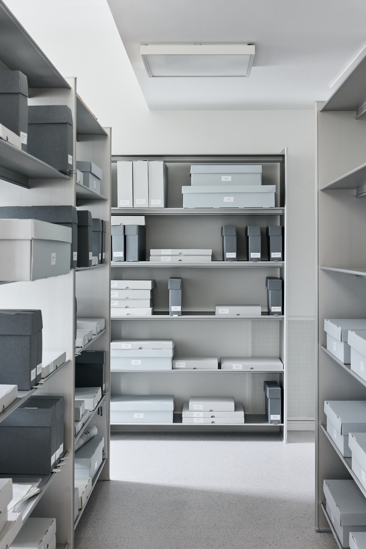 Oslo&amp;rsquo;s International Library of Fashion Research