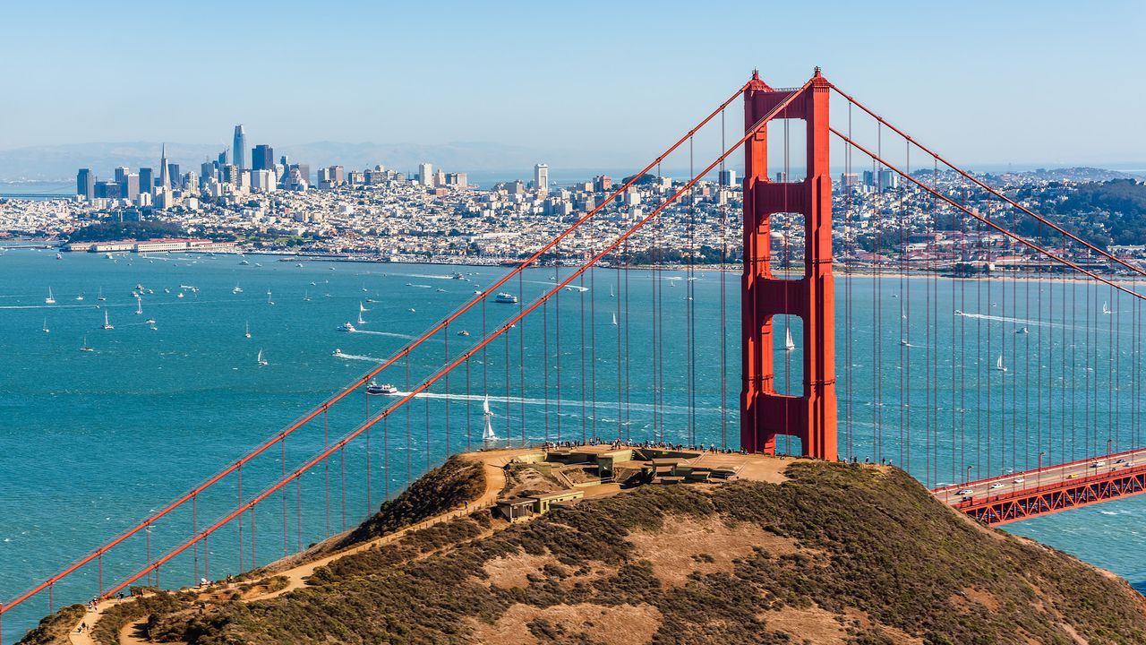 The Golden Gate Bridge 