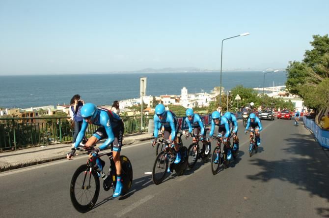 Ryder Hesjedal on the front for Garmin-Sharp