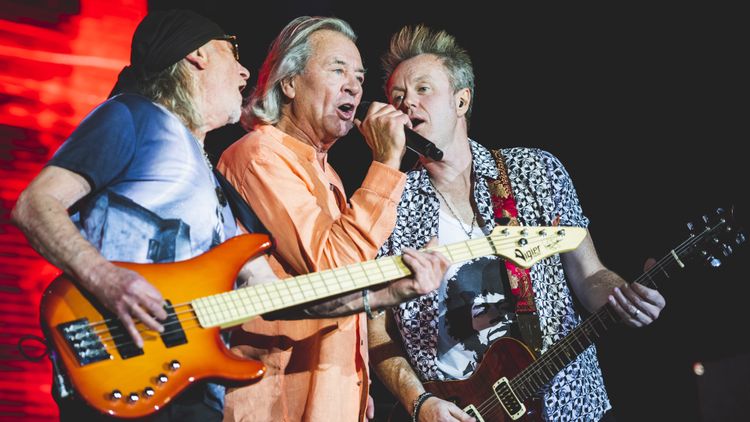 The Beethoven-inspired throwaway that become the most famous riff of ...