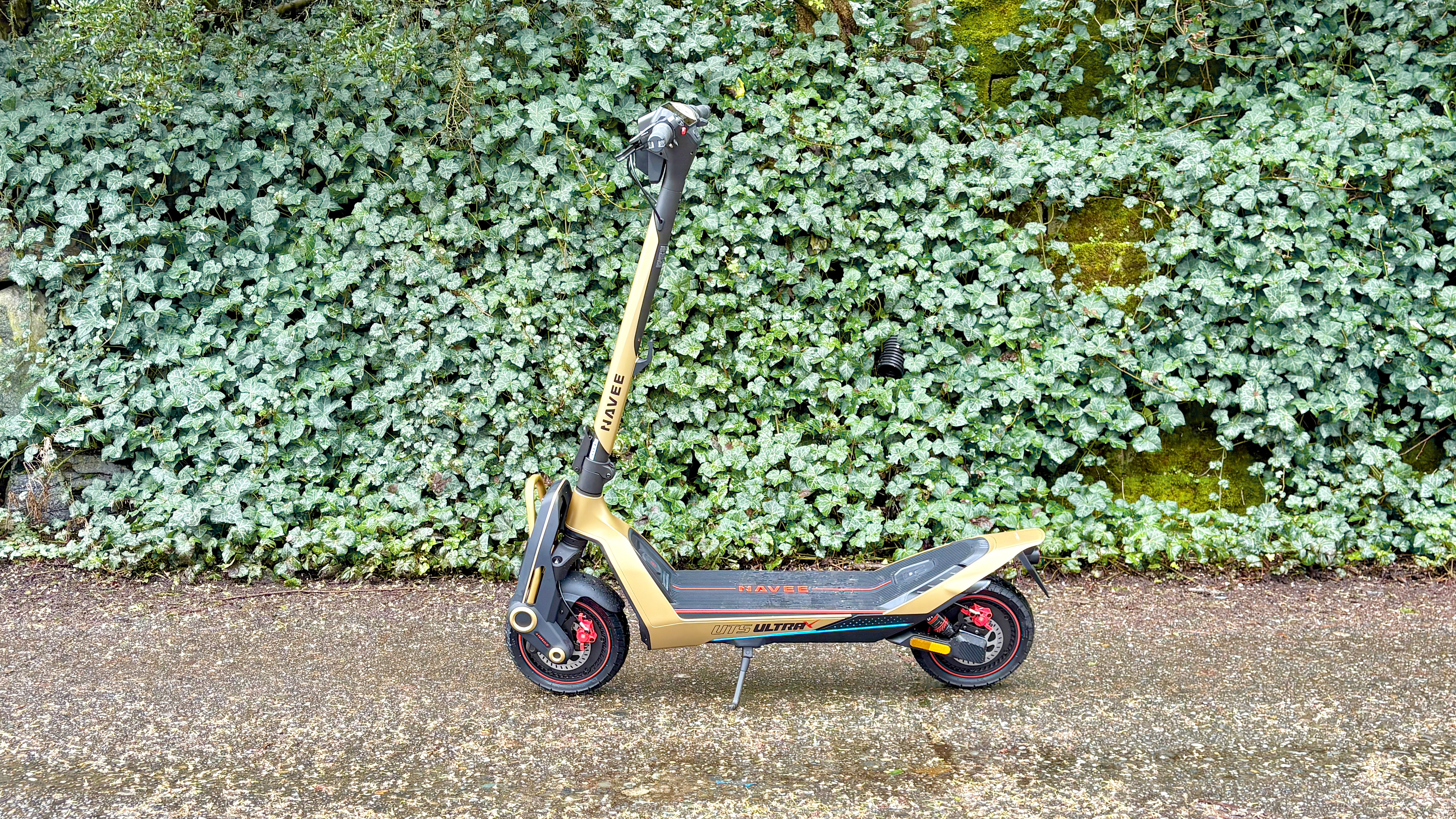 Navee UT5 Ultra X e-scooter