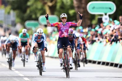 Lorena Wiebes wins stage three of the Tour of Britain Women 