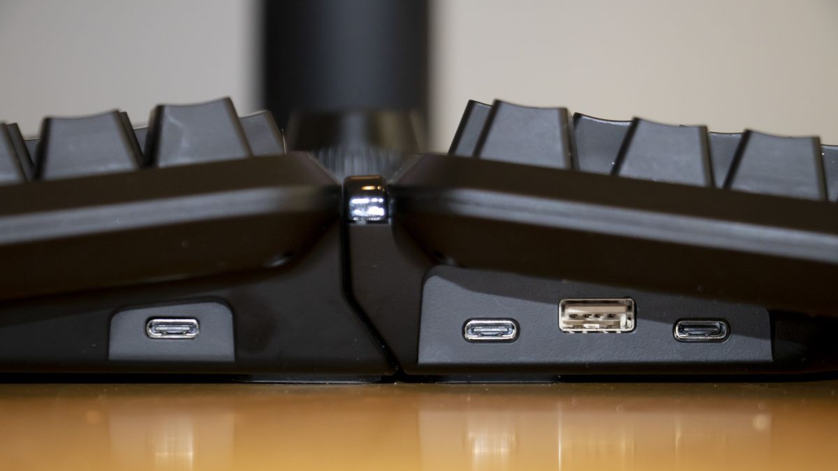 Cloud Nine C989 ErgoFS Mechanical Split Keyboard