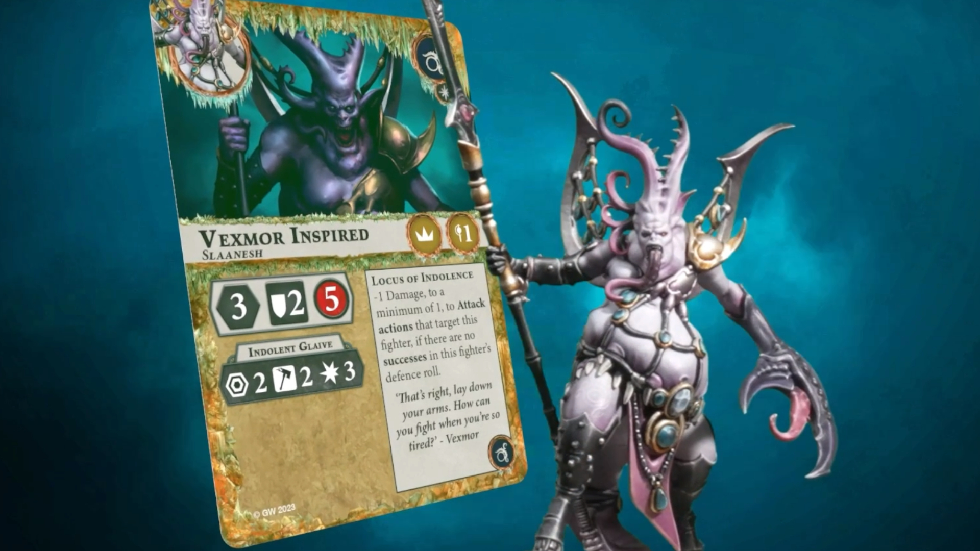 Miniatura demona Slaanesha obok dołączonej karty z gry Warhammer Underworlds: Deathgorge