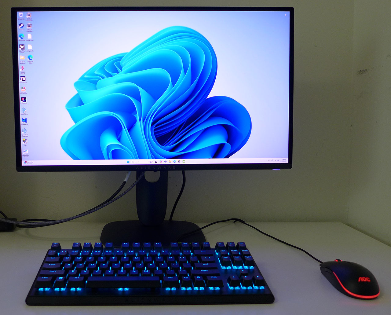 Alienware AW2725D