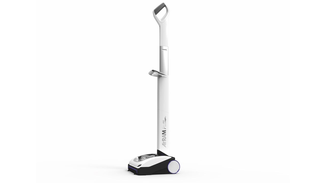 Gtech AirRAM Platinum on white background