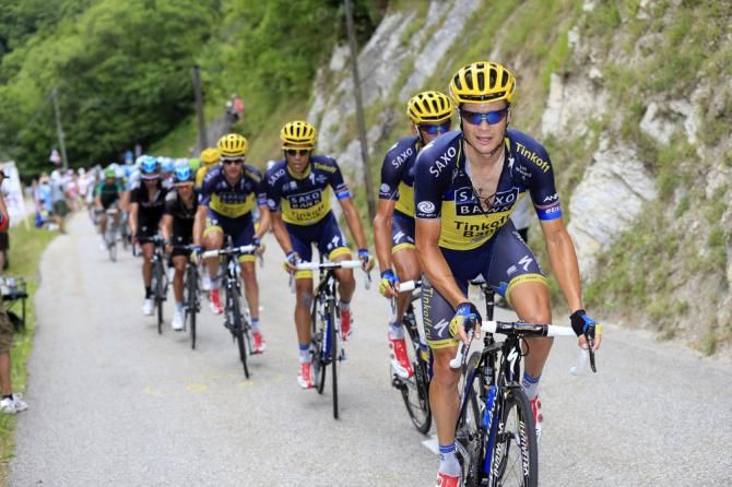 Nicolas Roche sets the pace for Saxo-Tinkoff