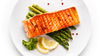 a plate of salmon and aspargus - MAyr Method diet plan