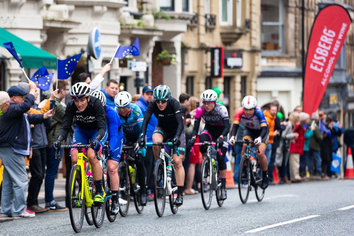 Maria Giulia Confalonieri of Valcar Cylance lead the break through Harrogate.
