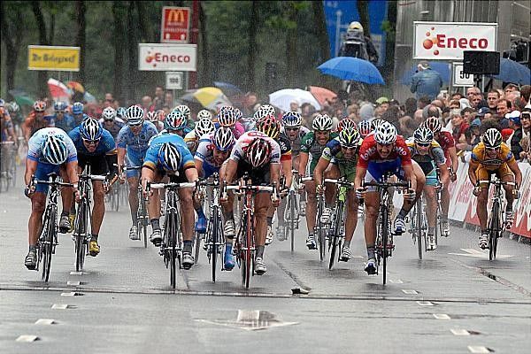 Greipel and Haedo went neck to neck and F&ouml;rster (l) and Boonen (right, red jersey) were not far back, either.