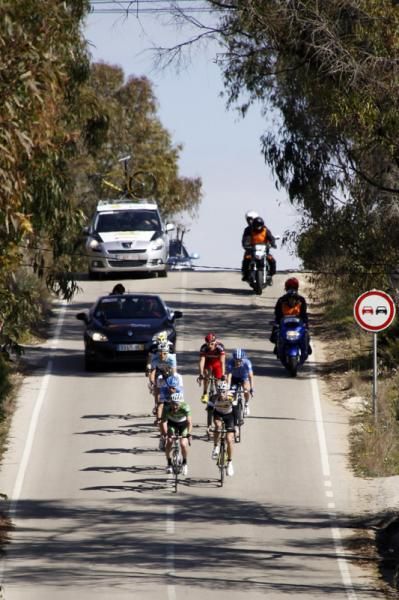An eight-man breakaway was off the front for much of stage 3.