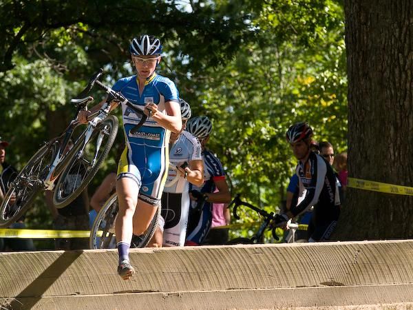After one lap, Luke Keough (Champion Systems) continues to lead the elite men&rsquo;s field over an immoveable obstacle.