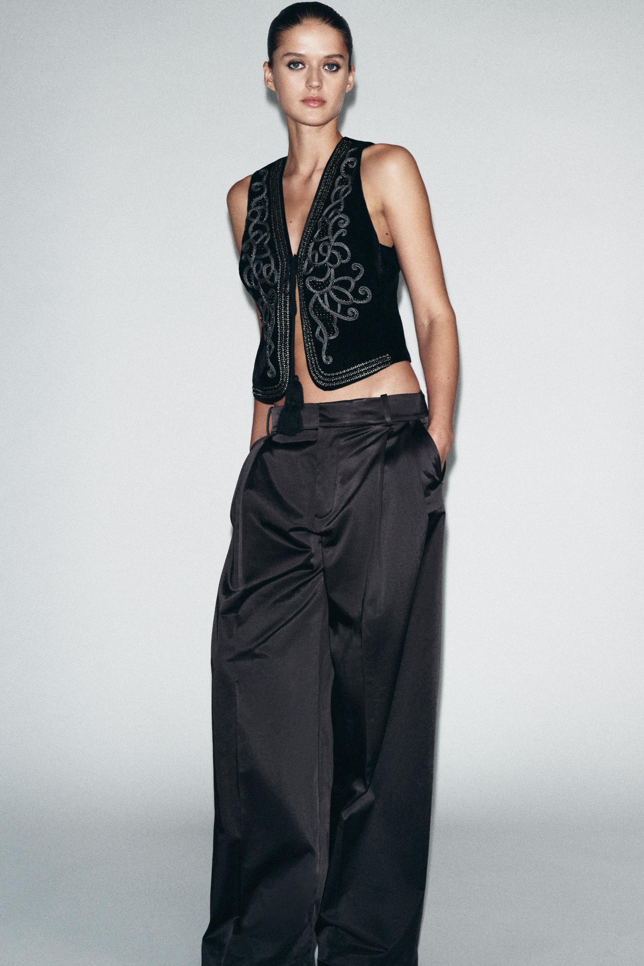 Embroidered Velvet Waistcoat Zw Collection