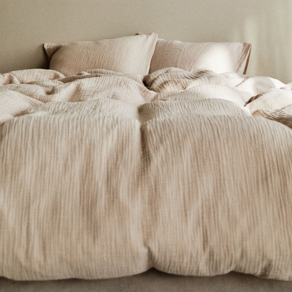 beige bedding