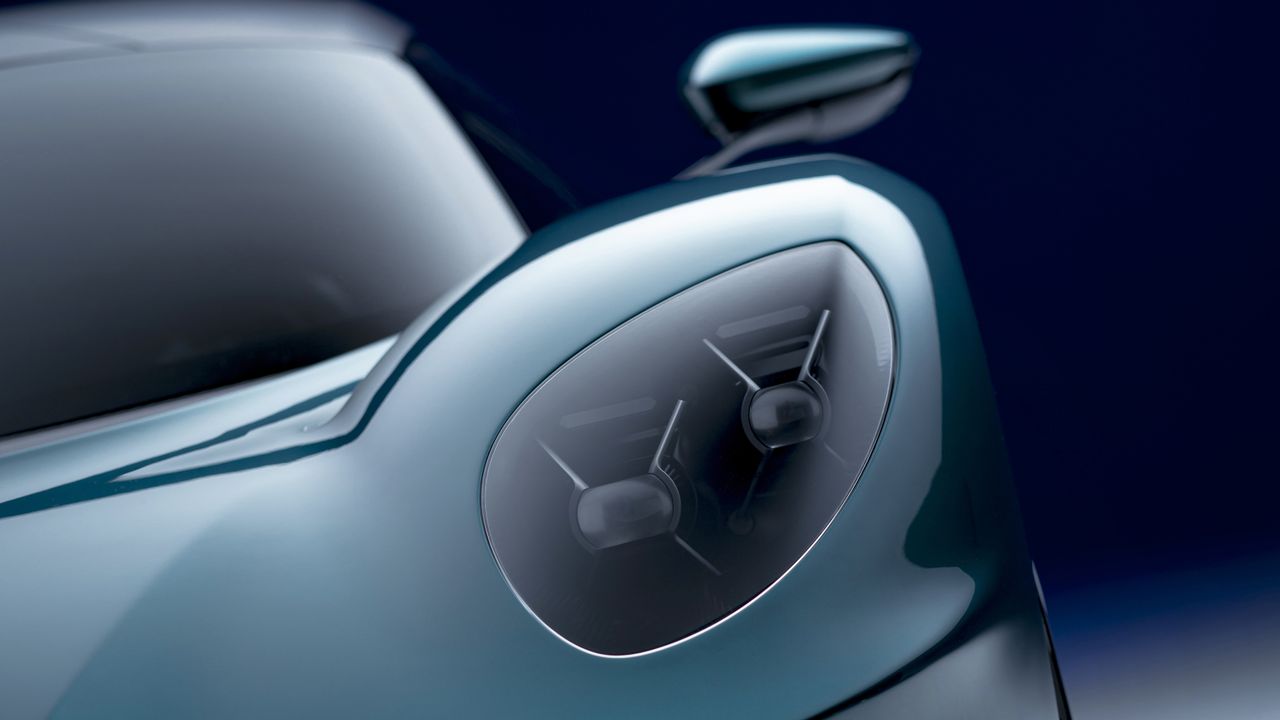Aston Martin Valhalla