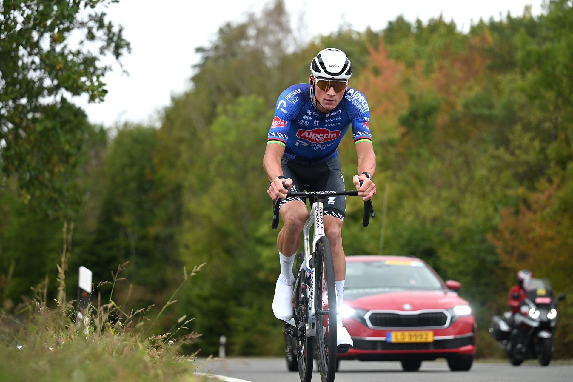 Van der Poel stuns with 174km solo win before World Championships
