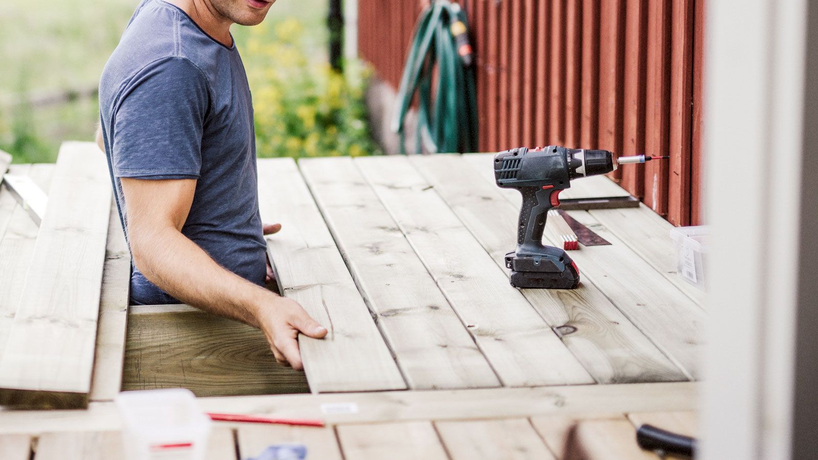 How to repair decking to keep it looking good | Homebuilding