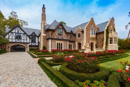 Storybook River Oaks estate in Houston