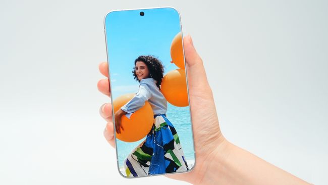 Этот производитель Android-смартфонов только что создал устройство, максимально близкое к полностью безрамочному телефону