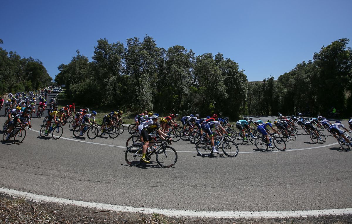 The peloton corners early in the stage