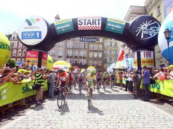 The start of stage 2 of the Tour of Poland under sunny skies