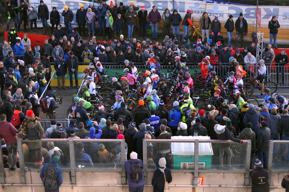 The women on the start line at the Zolder World Cup