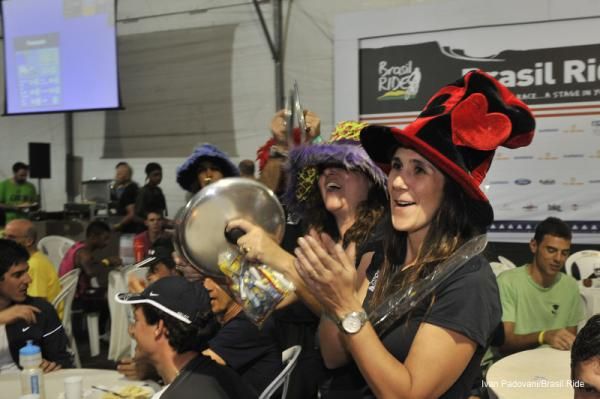Spectators get in the spirit