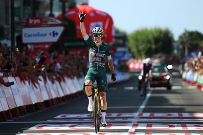 Wout van Aert wins stage 10 of the Vuelta a España 2024