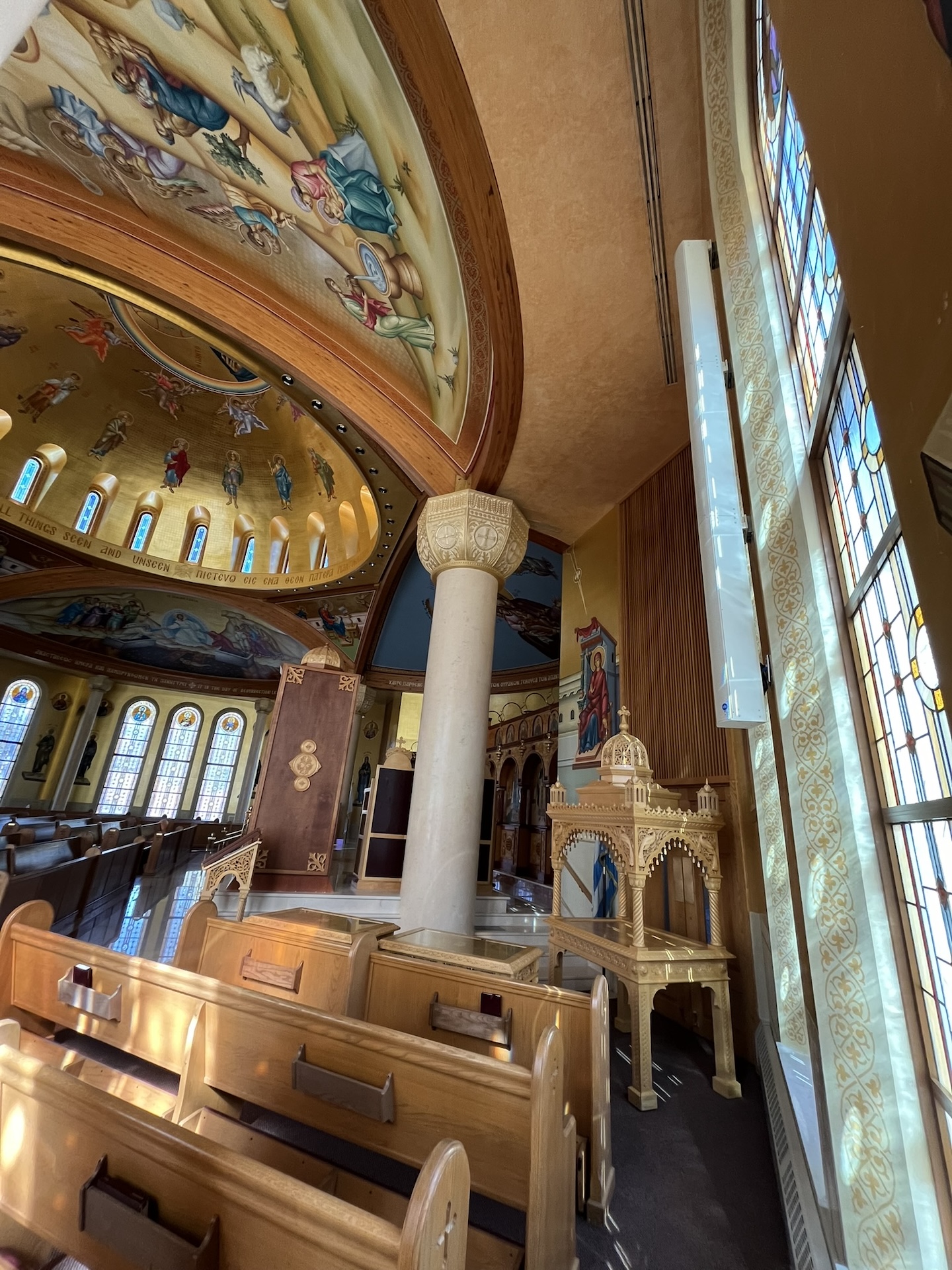 Iconyx loudspeakers overcome acoustical challenges.