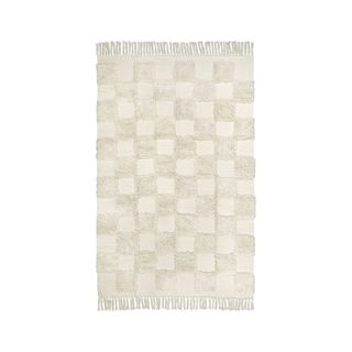 Lahome Boho Bedroom Rug - white chequered rug that's textured with tassels on either end