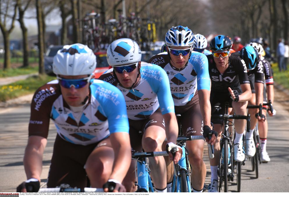 AG2R lead the peloton during the early stages of the 2017 Tour of Flanders