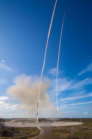 SpaceX Falcon Heavy Double Booster Landing