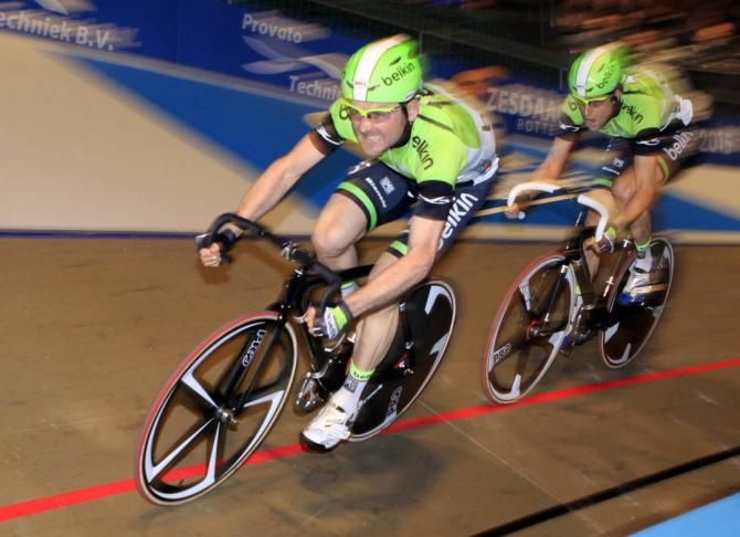 Graeme Brown and Theo Bos attempted to break the lap record in Rotterdam on day three.