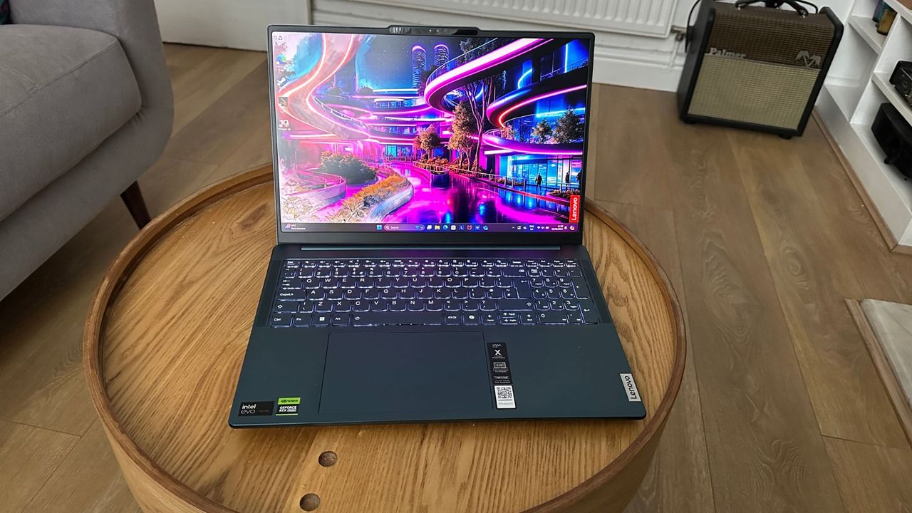 Lenovo Yoga Pro 9i (16IMH9) 9th gen