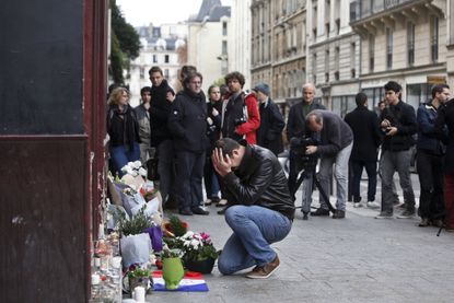 Man mourns victims of deadly Paris terrorist attacks