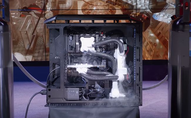 Check out this semi-closed loop liquid nitrogen cooler | PC Gamer