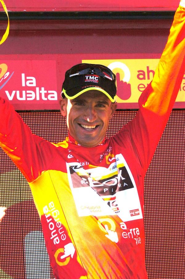 Juan Jose Cobo (Geox TMC) continued in the race lead.