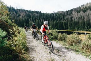 North American Editor Anne-Marije Rook test riding the all-new Specialized Diverge STR