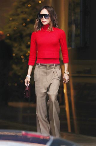 Victoria Beckham wears the Frame Belt