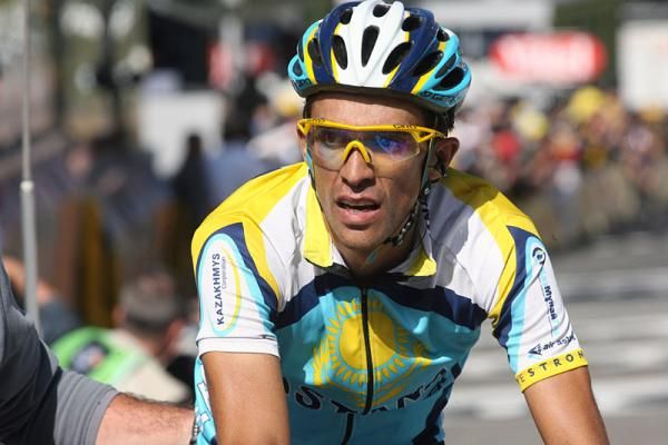 Alberto Contador (Astana) after the finish line in Andorre Arcalis.