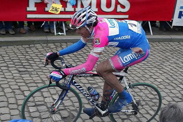 Alessandro Ballan (Lampre - Fondital) had a crash earlier in the race and the results can be seen here.