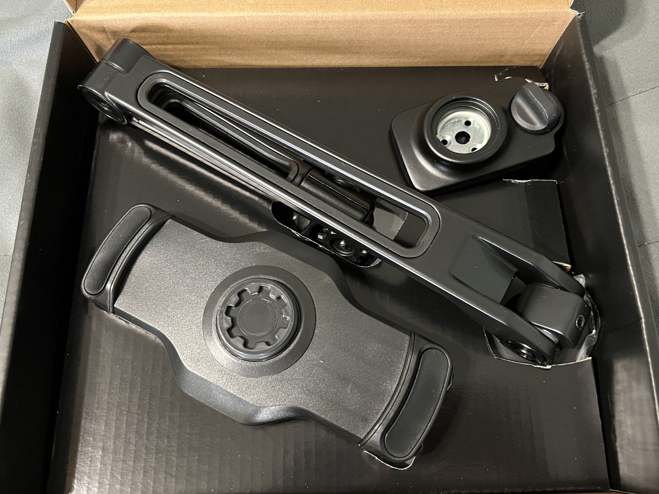Twelve South Hoverbar Duo Lifestyle In Box