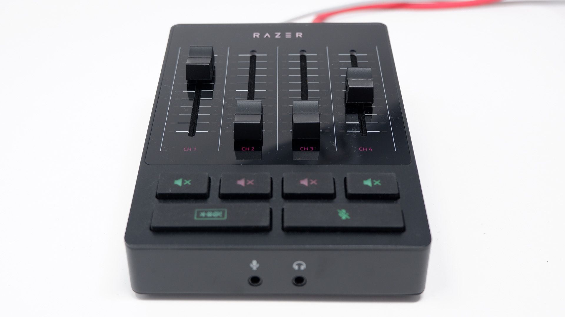 RAZER AUDIO MIXER 即購入可 RAZER AUDIO MIXER 即購入可 実況配信の必需品もRazerが手掛ける