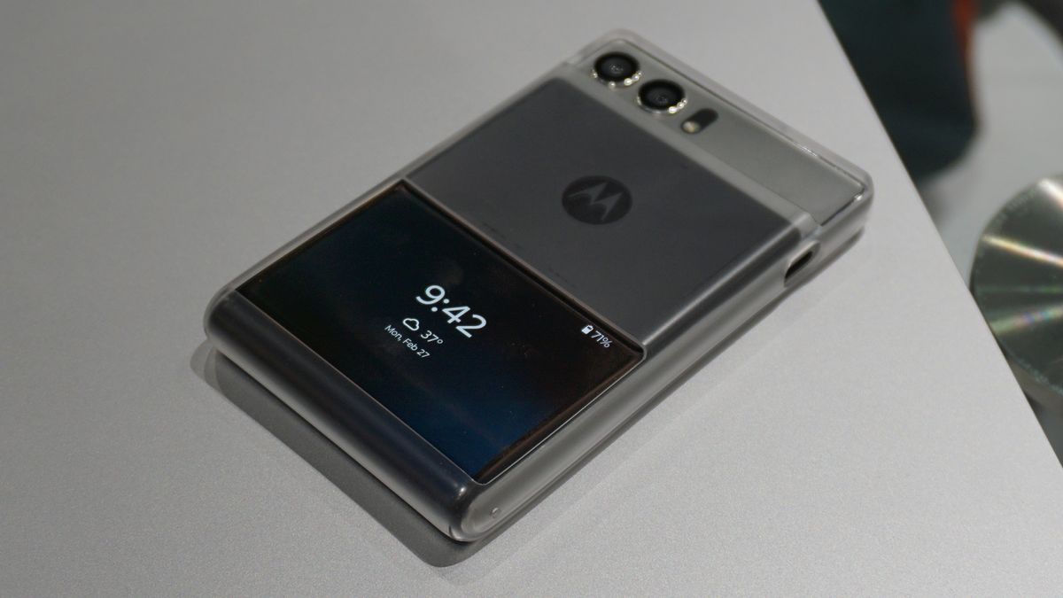 Motorola Rollable Concept back clock
