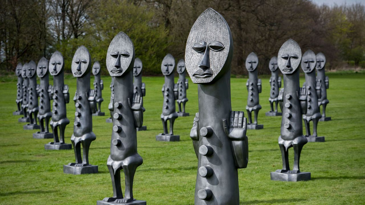 zak-ove-black-and-blue-the-invisible-man-and-the-masque-of-blackness-2016-17-courtesy-modern-forms-vigo-gallery-the-artist-and-ysp-photo-c-jonty-wilde.jpg
