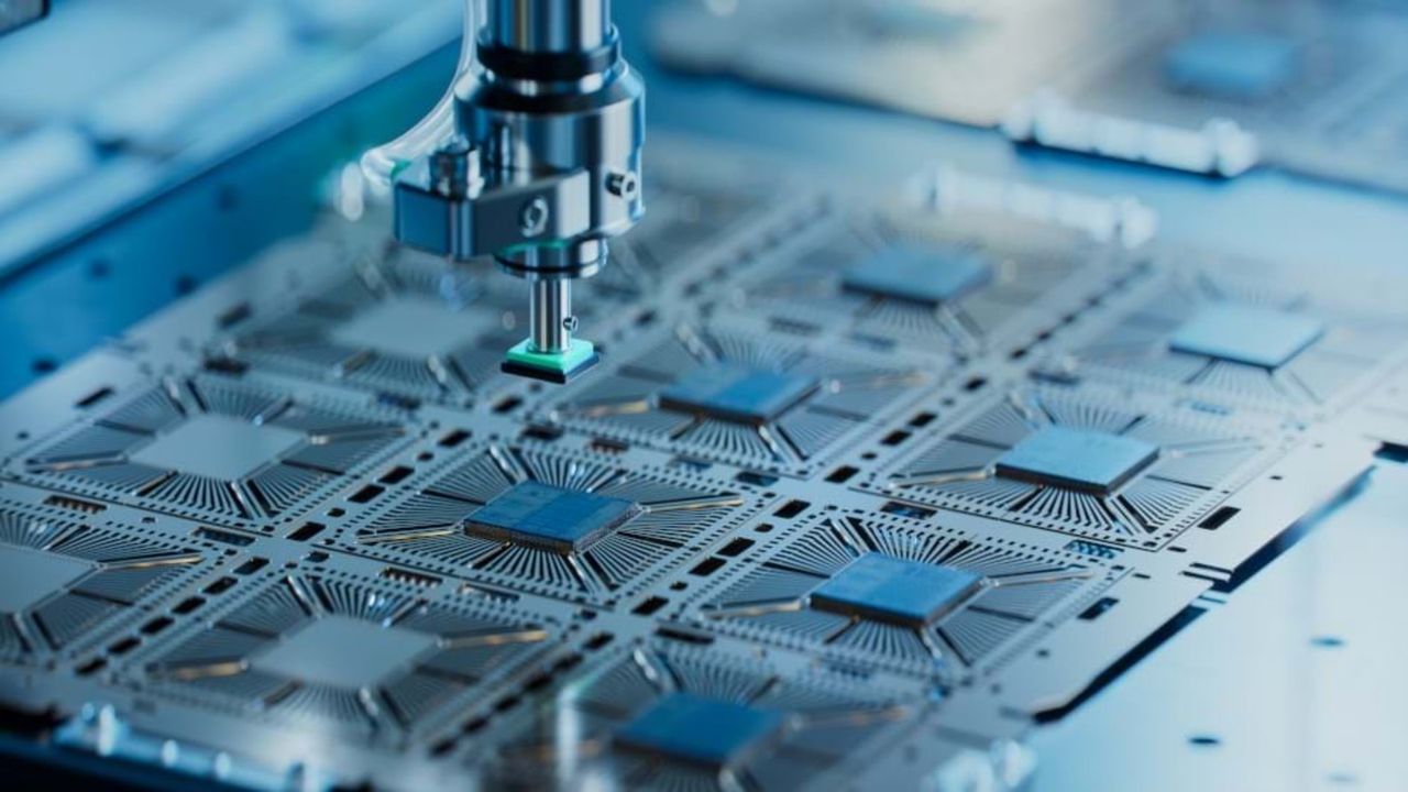 Like photosynthesis in plants: This CPU uses solar power to 'run computations' without the need for batteries