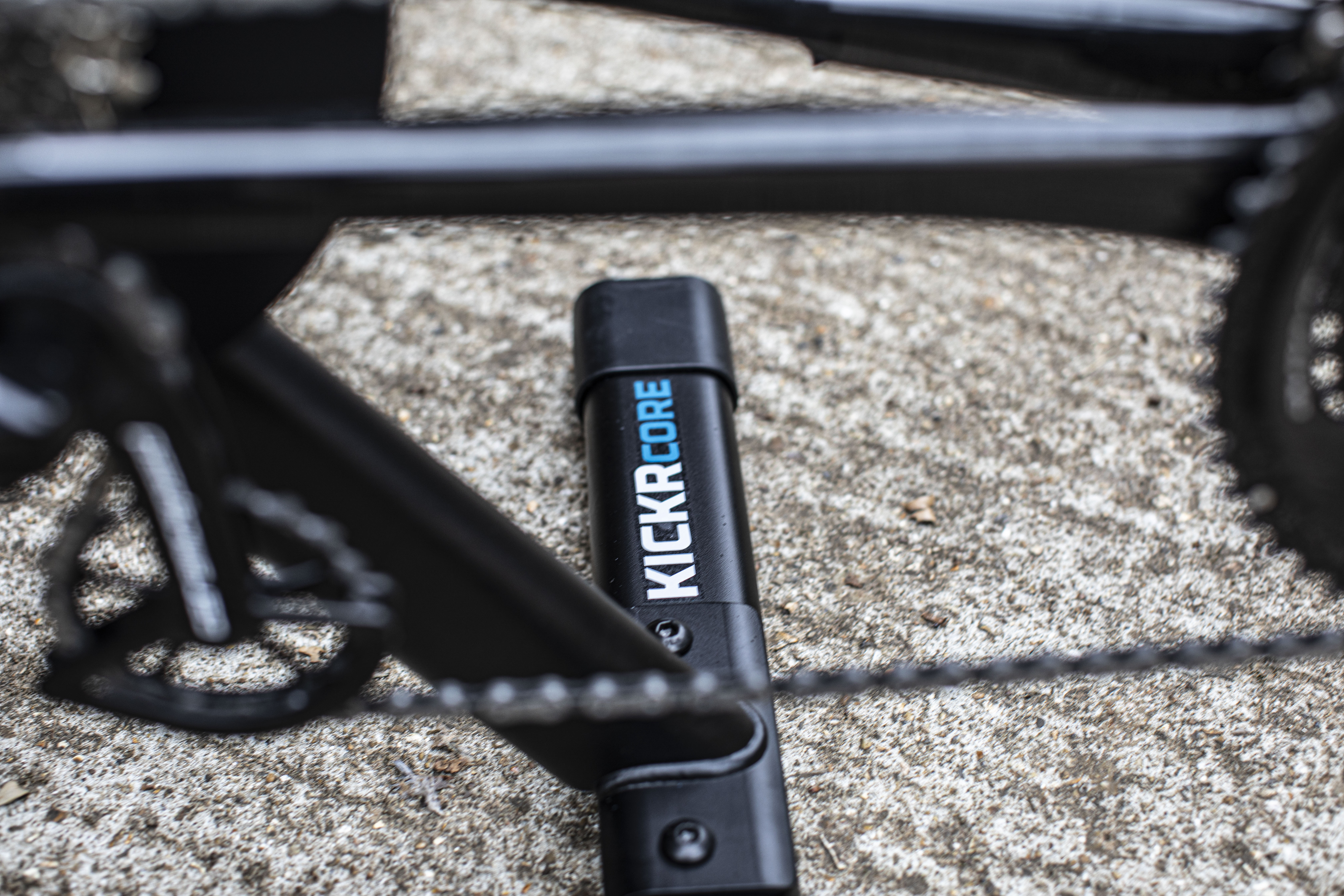 Wahoo Kickr Core 2 smart trainer logo and flat-leg platform